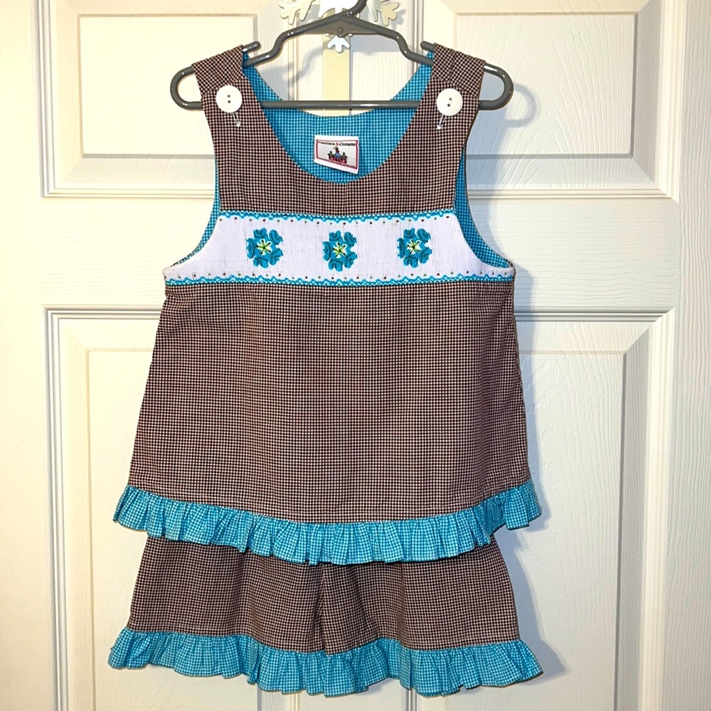 Castles and Crowns girls size 4 smock brown/blue check short set